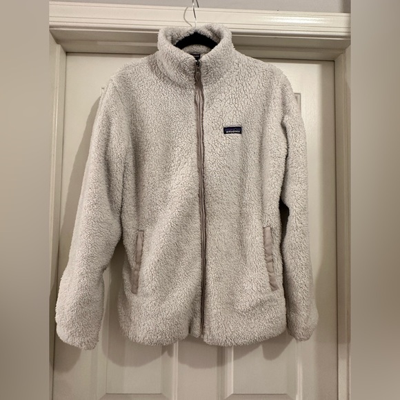 Patagonia Jackets & Blazers - Patagonia Women's Cream Sherpa Fleece Jacket